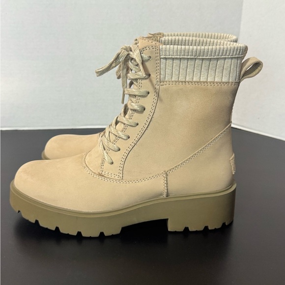 Women’s UGG Ballard lace up boot - Picture 3 of 5